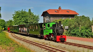 Dampflok am Haltepunkt Reppenhagen