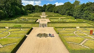 Blick über den Barockgarten