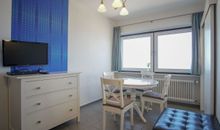 "Strandhotel Heiligenhafen", Wohnung 323 "Blaue Welle" (Typ II)