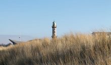 Strand, Leuchtturm und Teepott in Warnemünde