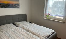 Schlafzimmer 1 mit Doppelbett