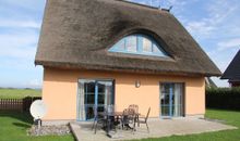 Ferienhaus mit Terrasse und Meerblick