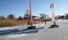 Eissegler auf dem Bodden