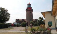 Beliebtes Ausflugsziel: Aussichtspunkt Leuchtturm und Café Bastorf