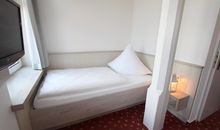 B&B HOTEL ROSTOCK-BRODERSTORF