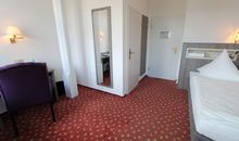 B&B HOTEL ROSTOCK-BRODERSTORF