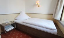 B&B HOTEL ROSTOCK-BRODERSTORF