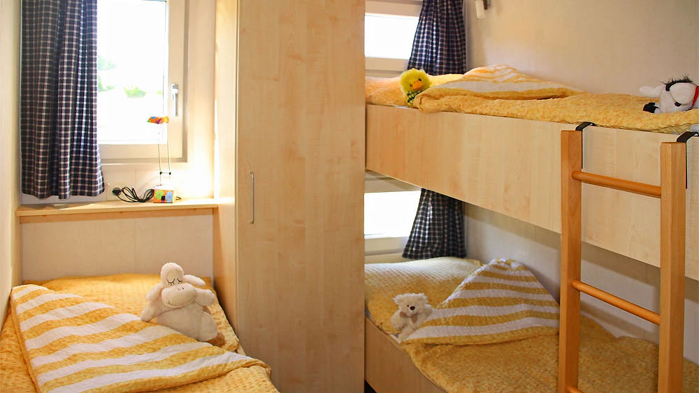 Kinderzimmer mit Doppelstockbett