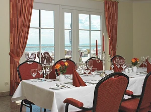 Restaurant mit Meerblick