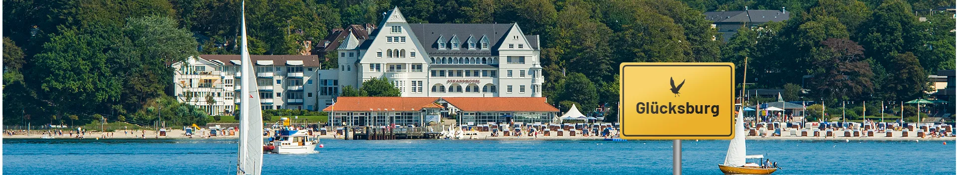 Glücksburger Strand von der Wasserseite aus