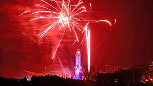 Feuerwerk zum Warnemünder Turmleuchten