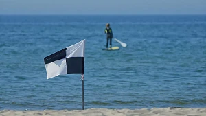 Diese Flagge bedeutet: Wassersportbereich