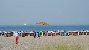 Lenkdrachen am Warnemünder Strand